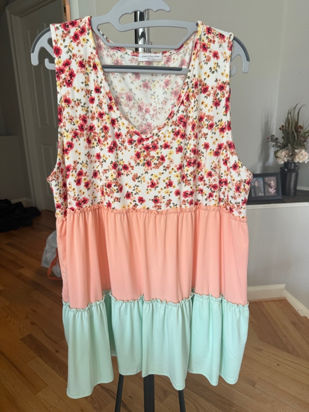 Chic Soul Floral Peach Mint Tiered Tank